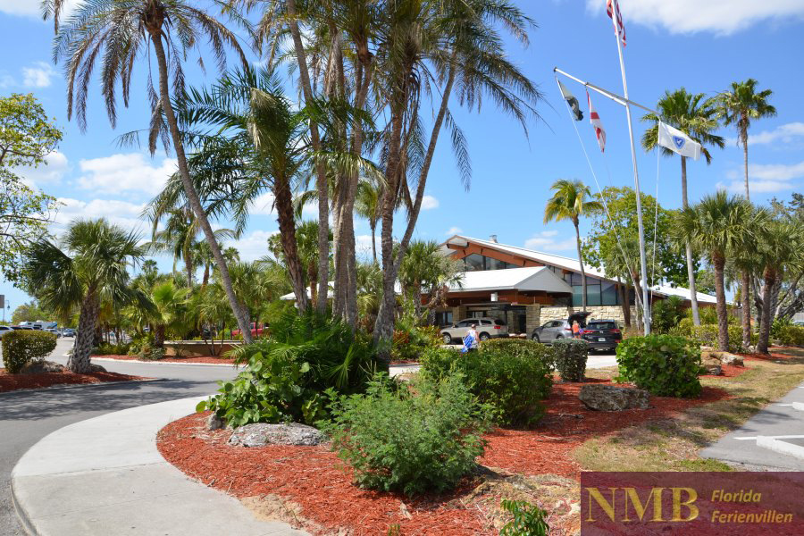 Cape-Coral-Yacht-Club NMB Vacation Rentals