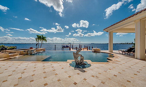 Villa Caloo Vacation Rental: Villa Caloo
