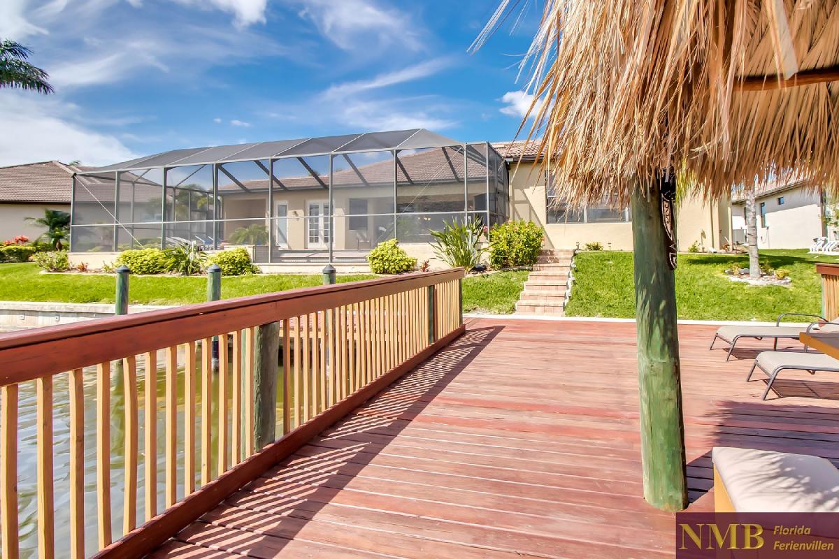 Ferienhaus-Sea-Pearl-Cape-Coral_Back_of_House