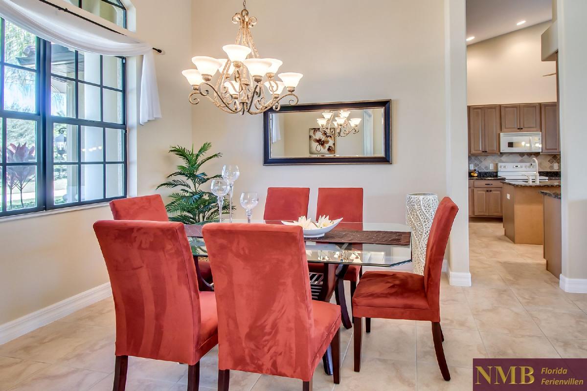 Ferienhaus-Sea-Pearl-Cape-Coral_Formal_Dining_Room