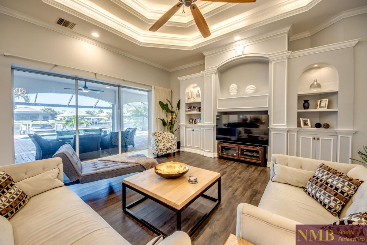 Ferienhaus-Cape-Coral-Whispering-Palms_14-Family-Room