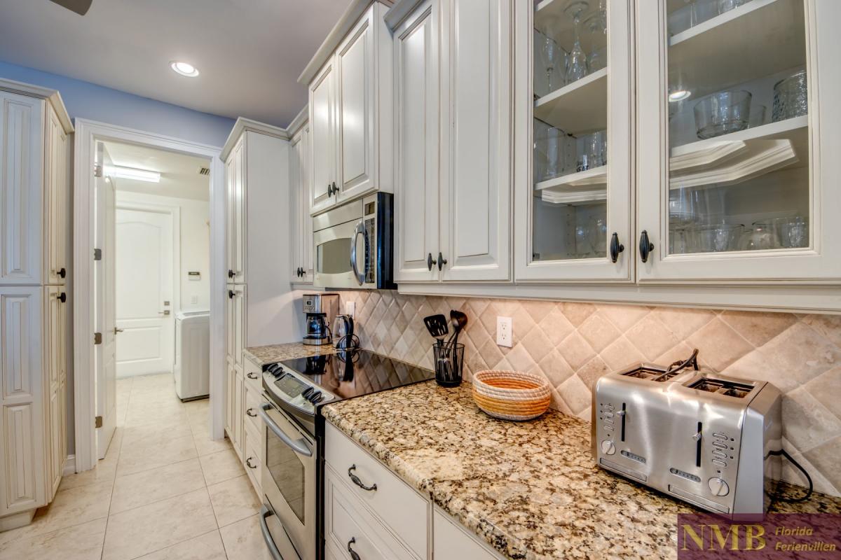 Ferienhaus-Cape-Coral-Whispering-Palms_31-Kitchen