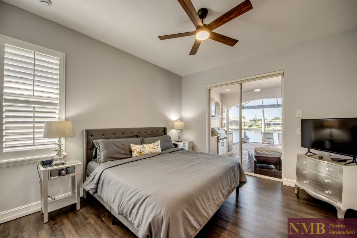 Ferienhaus-Cape-Coral-Whispering-Palms_48-Guest-Suite