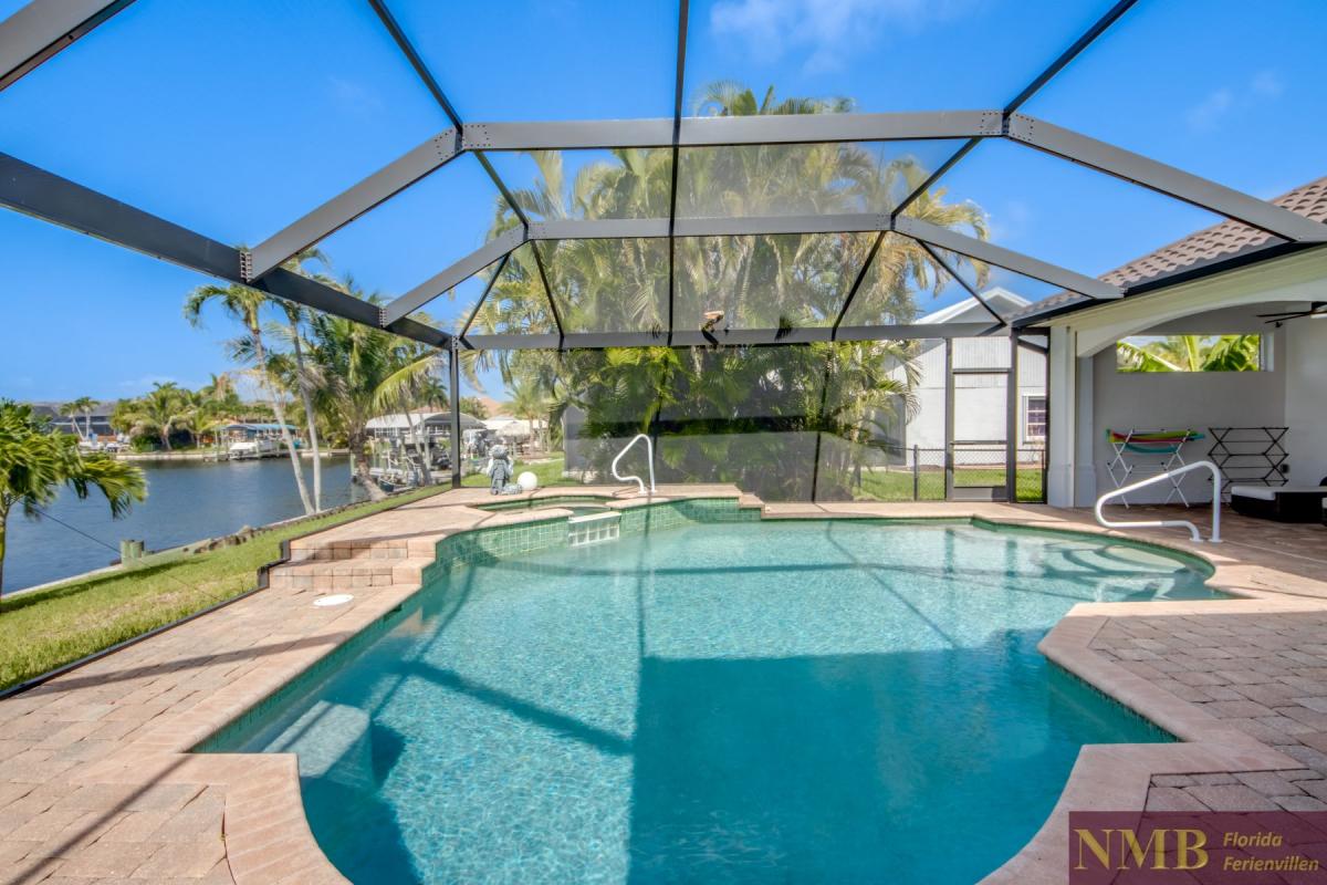 Ferienhaus-Cape-Coral-Whispering-Palms_72-Pool-Hot-Tub