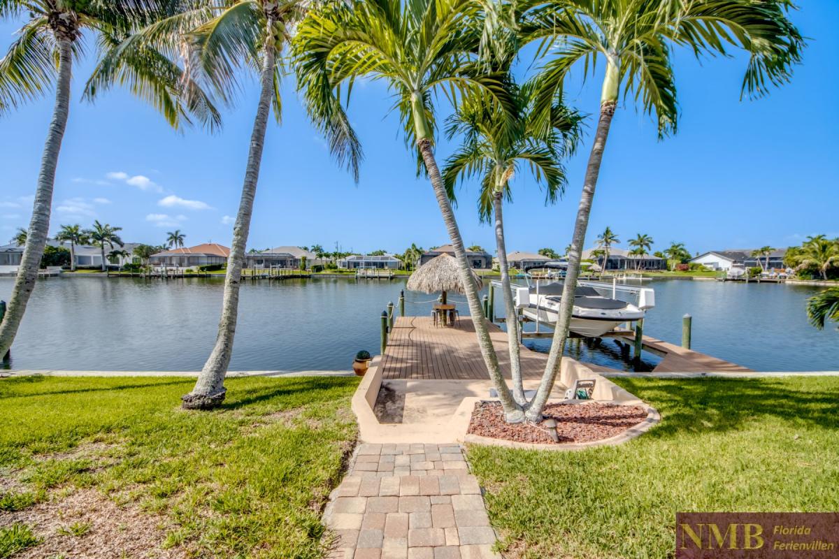 Ferienhaus-Cape-Coral-Whispering-Palms_78-Backyard