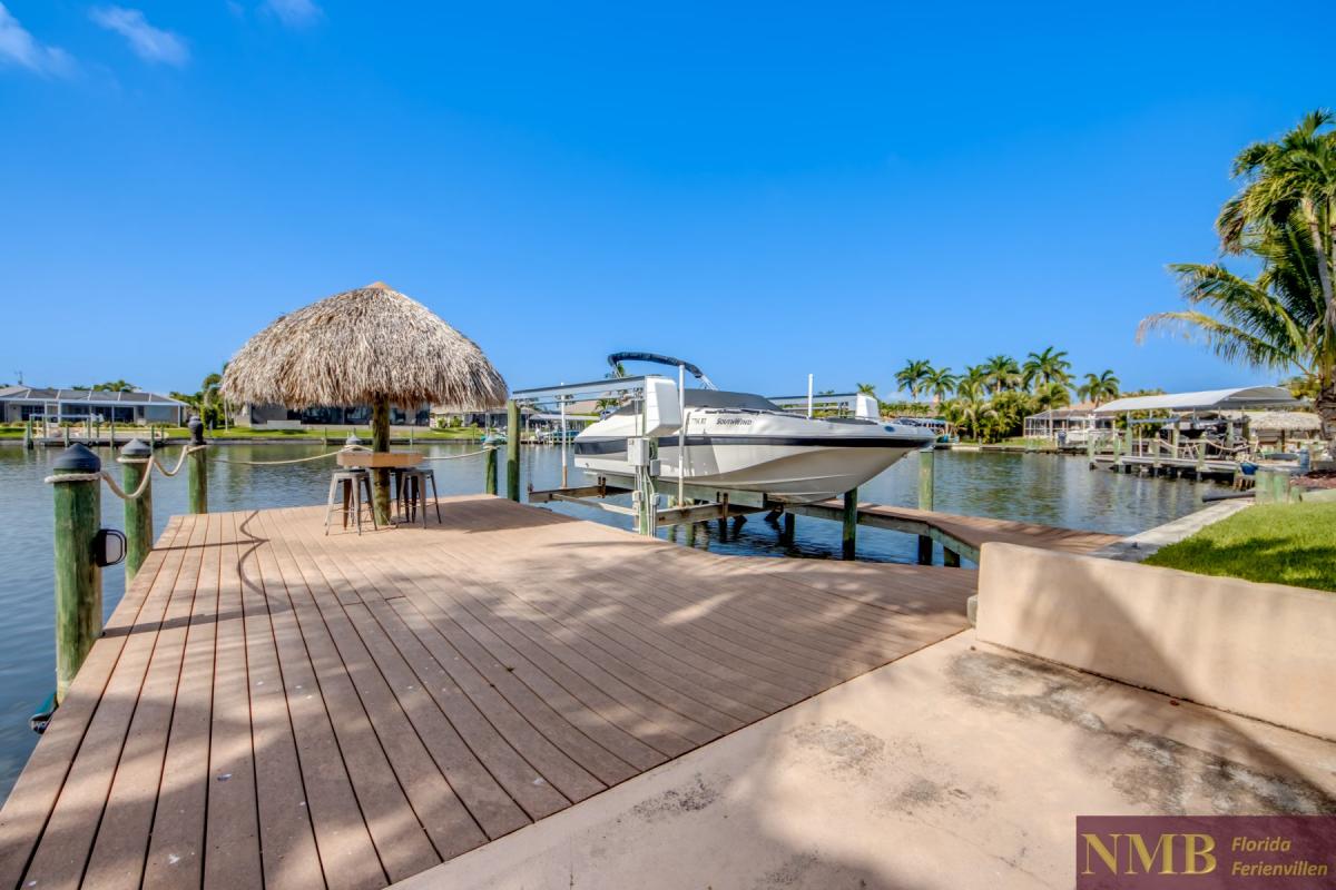 Ferienhaus-Cape-Coral-Whispering-Palms_89-Dock-Boat-Lift
