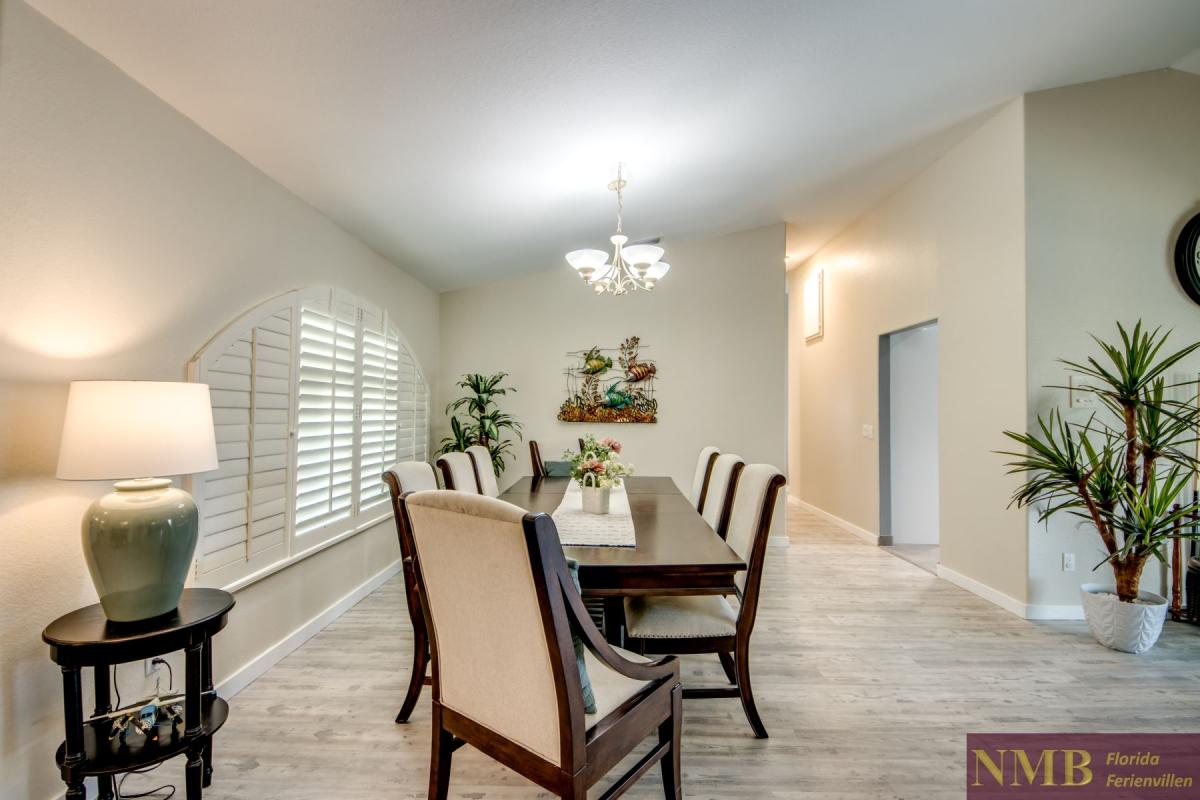Cape_Coral_Ferienhaeuser_Sunshine_8-Dining-Room