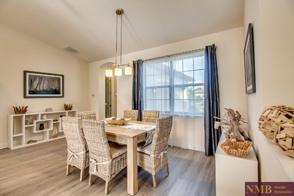 Ferienhaus-Felicity-Cape_Coral-Dining_Room