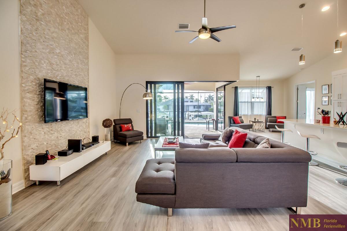 Ferienhaus-Felicity-Cape_Coral-Living_Room_1