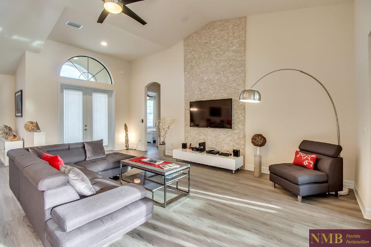 Ferienhaus-Felicity-Cape_Coral-Living_Room_2