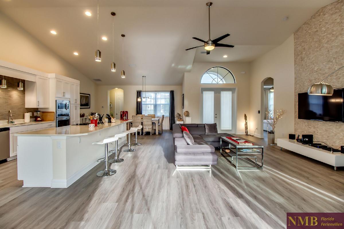 Ferienhaus-Felicity-Cape_Coral-Living_Room_3