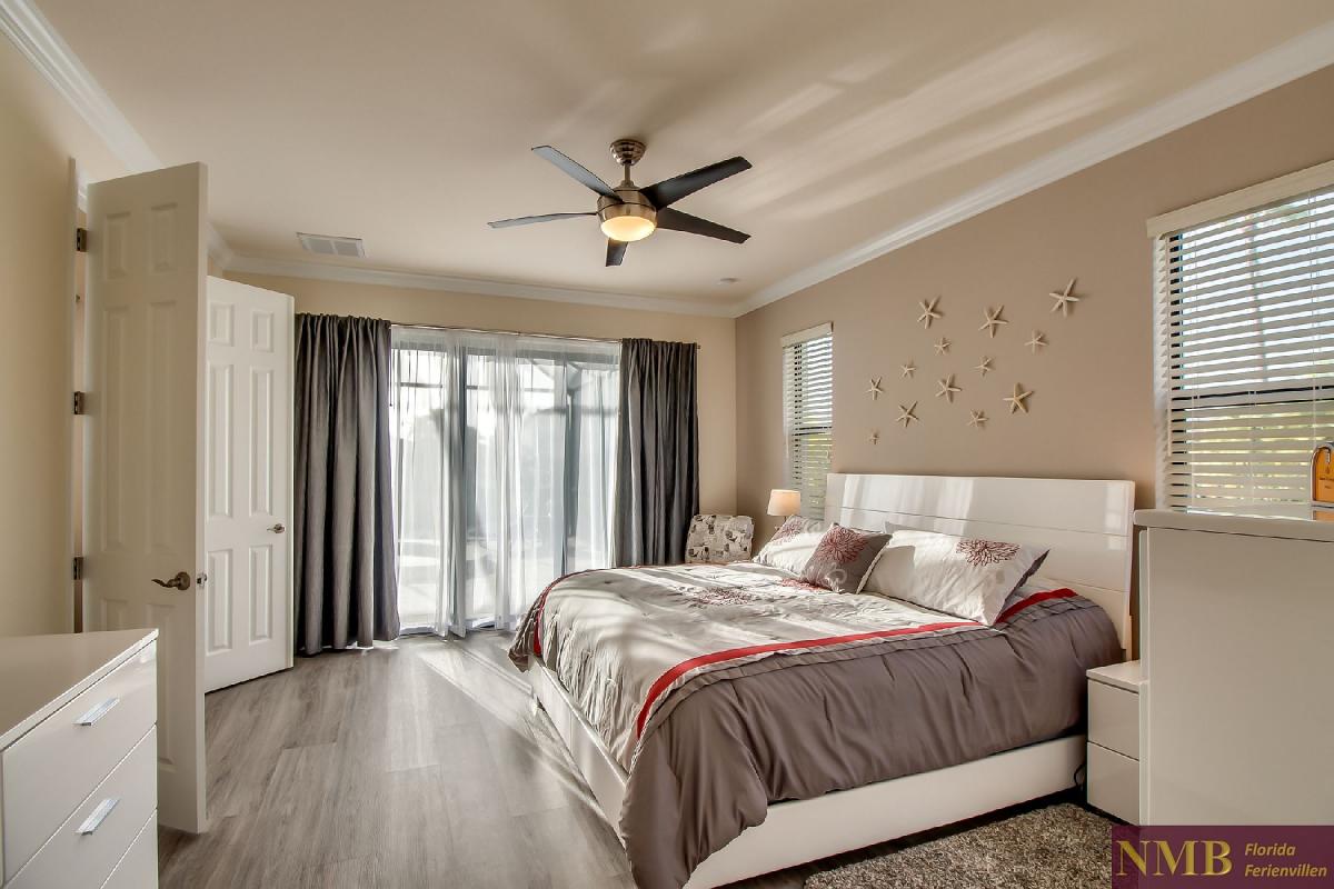 Ferienhaus-Felicity-Cape_Coral-Master_Bedroom_2