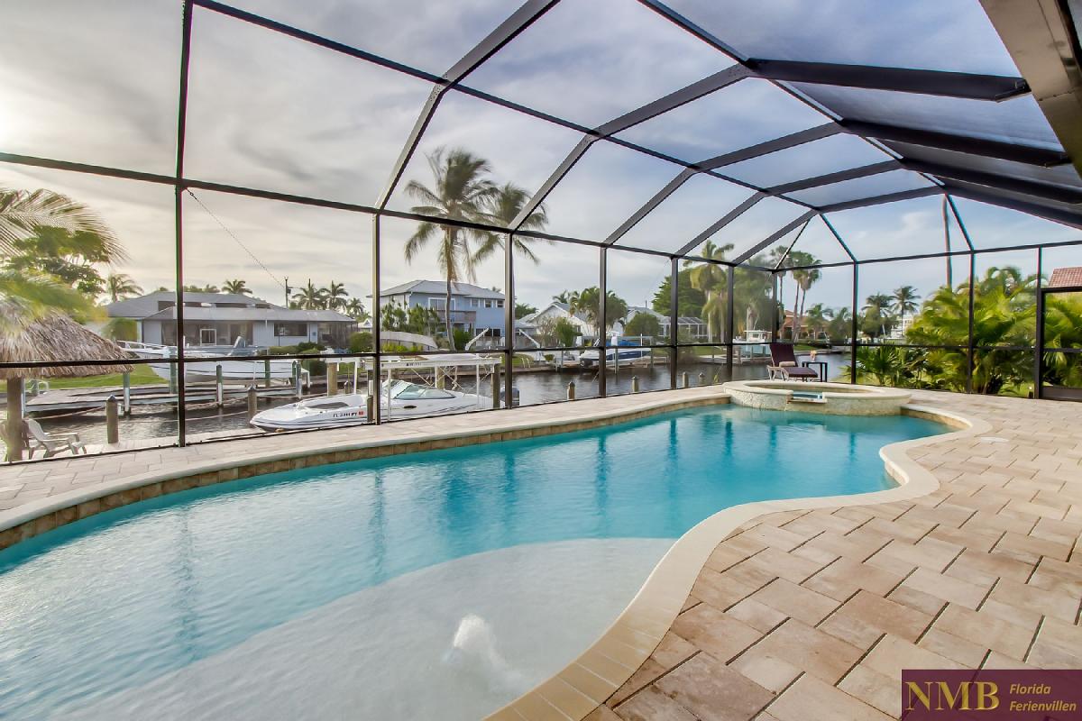 Ferienhaus-Felicity-Cape_Coral-Pool_3