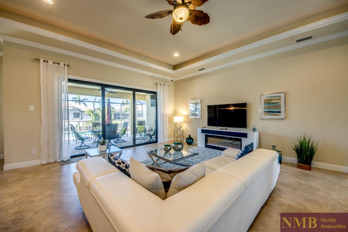 Ferienhaus-Cape-Coral-Mayflower_10-Family-Room