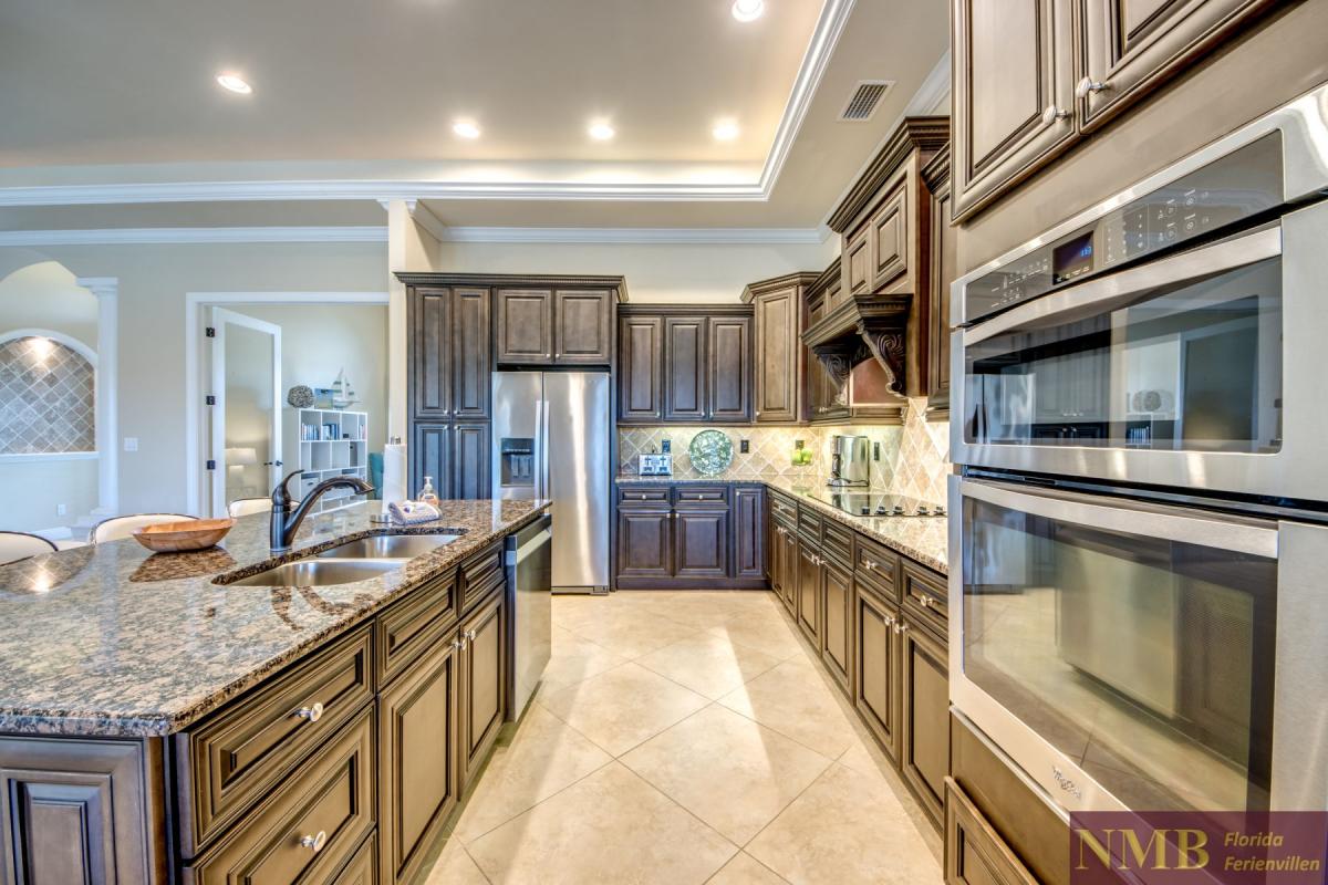 Ferienhaus-Cape-Coral-Mayflower_21-Kitchen