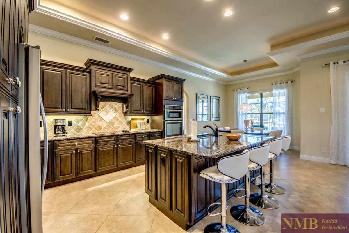 Ferienhaus-Cape-Coral-Mayflower_25-Kitchen