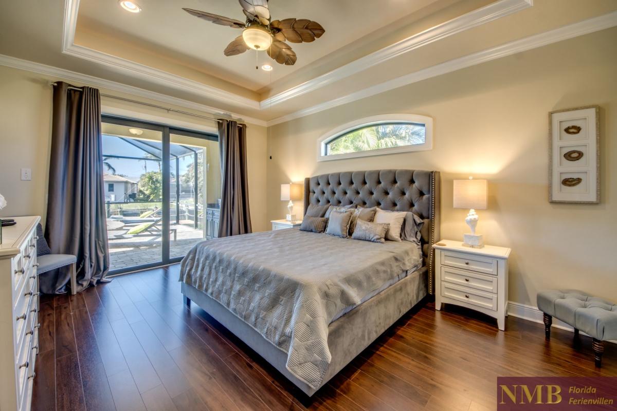 Ferienhaus-Cape-Coral-Mayflower_32-Master-Bedroom