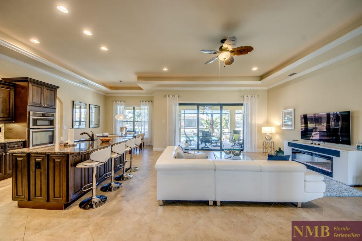Ferienhaus-Cape-Coral-Mayflower_6-Family-Room