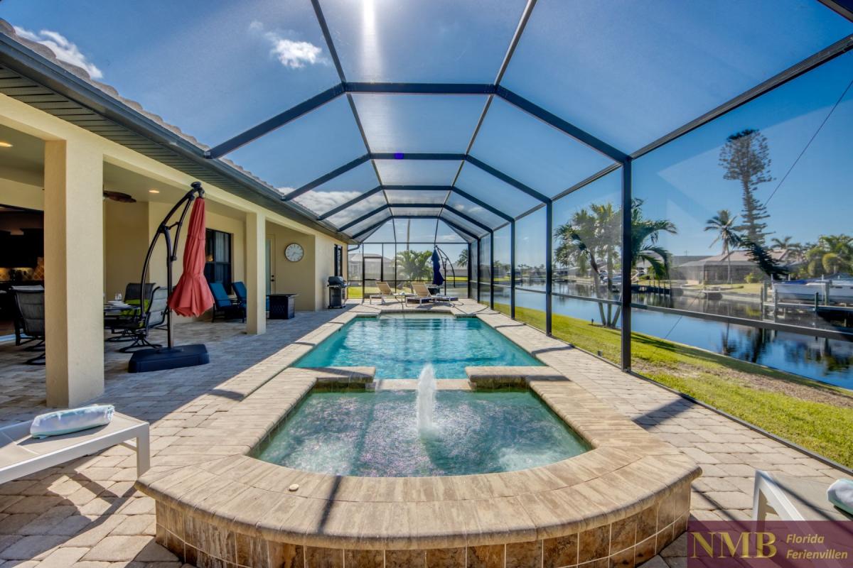 Ferienhaus-Cape-Coral-Mayflower_65-Pool-Hot-Tub