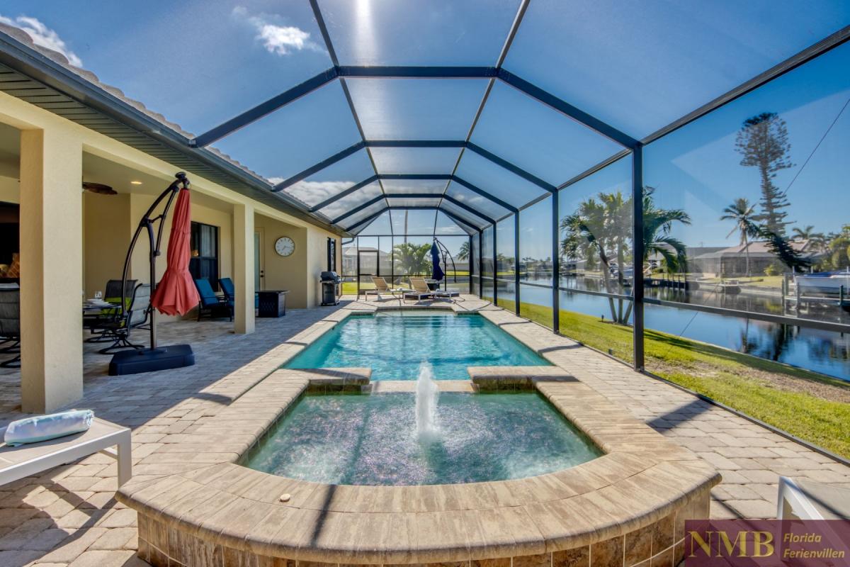 Ferienhaus-Cape-Coral-Mayflower_66-Pool-Hot-Tub