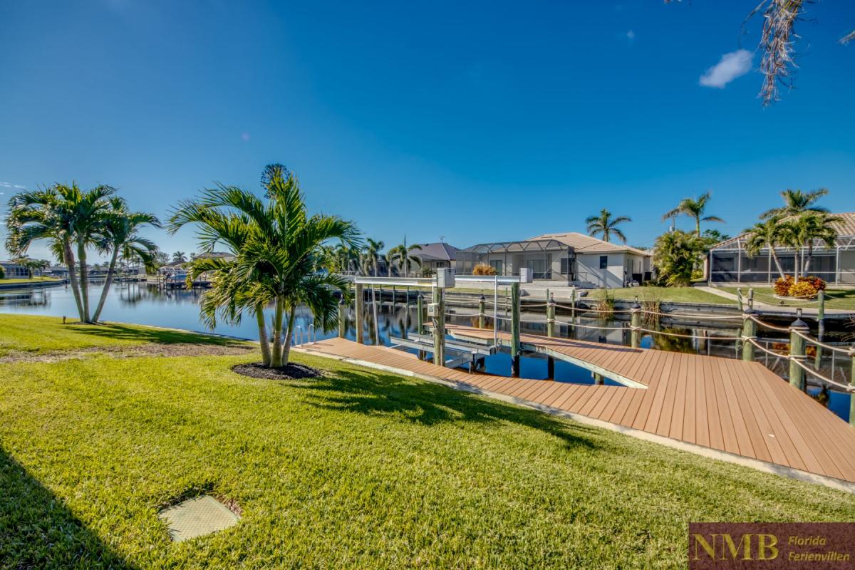 Ferienhaus-Cape-Coral-Mayflower_68-Backyard