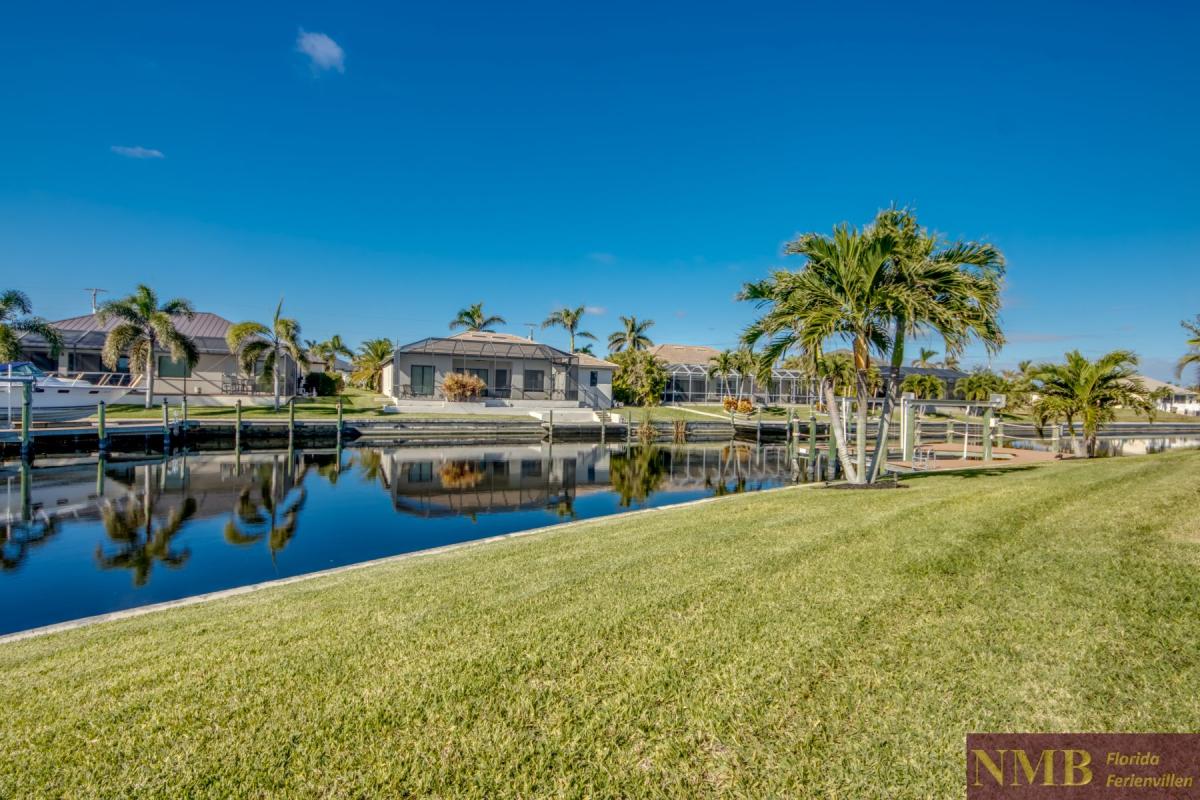 Ferienhaus-Cape-Coral-Mayflower_71-Backyard