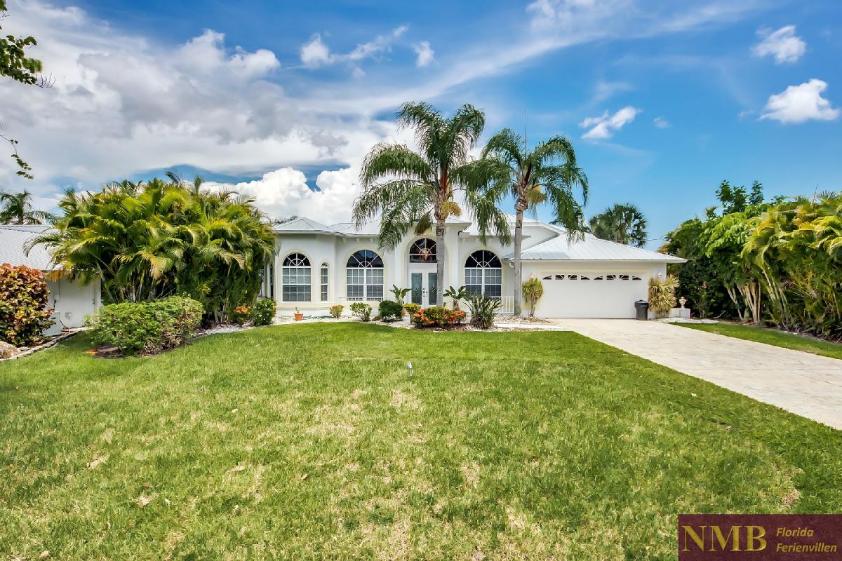 Villa River Pearl - direct river location - a boater's dream