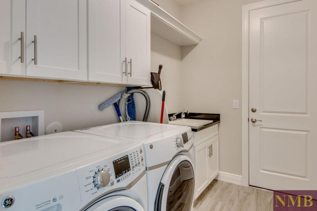 Ferienhaus-Cape-Coral-Villa-Secret-Pearl_51-Laundry-Room