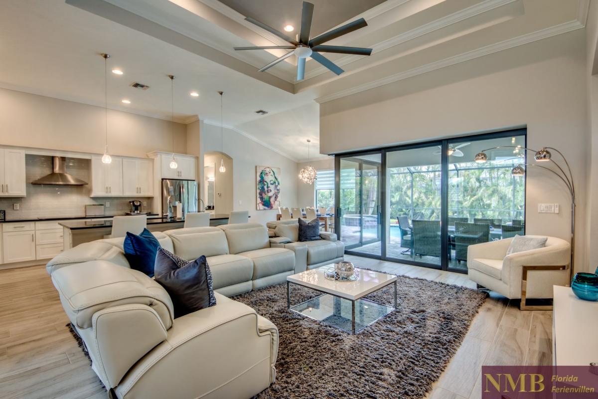 Ferienhaus-Cape-Coral-Villa-Secret-Pearl_8-Family-Room