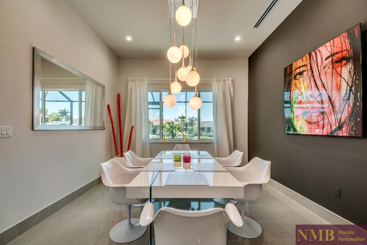 Vacation-Rental-Cape-Coral-Next-Level_Dining_Room_3