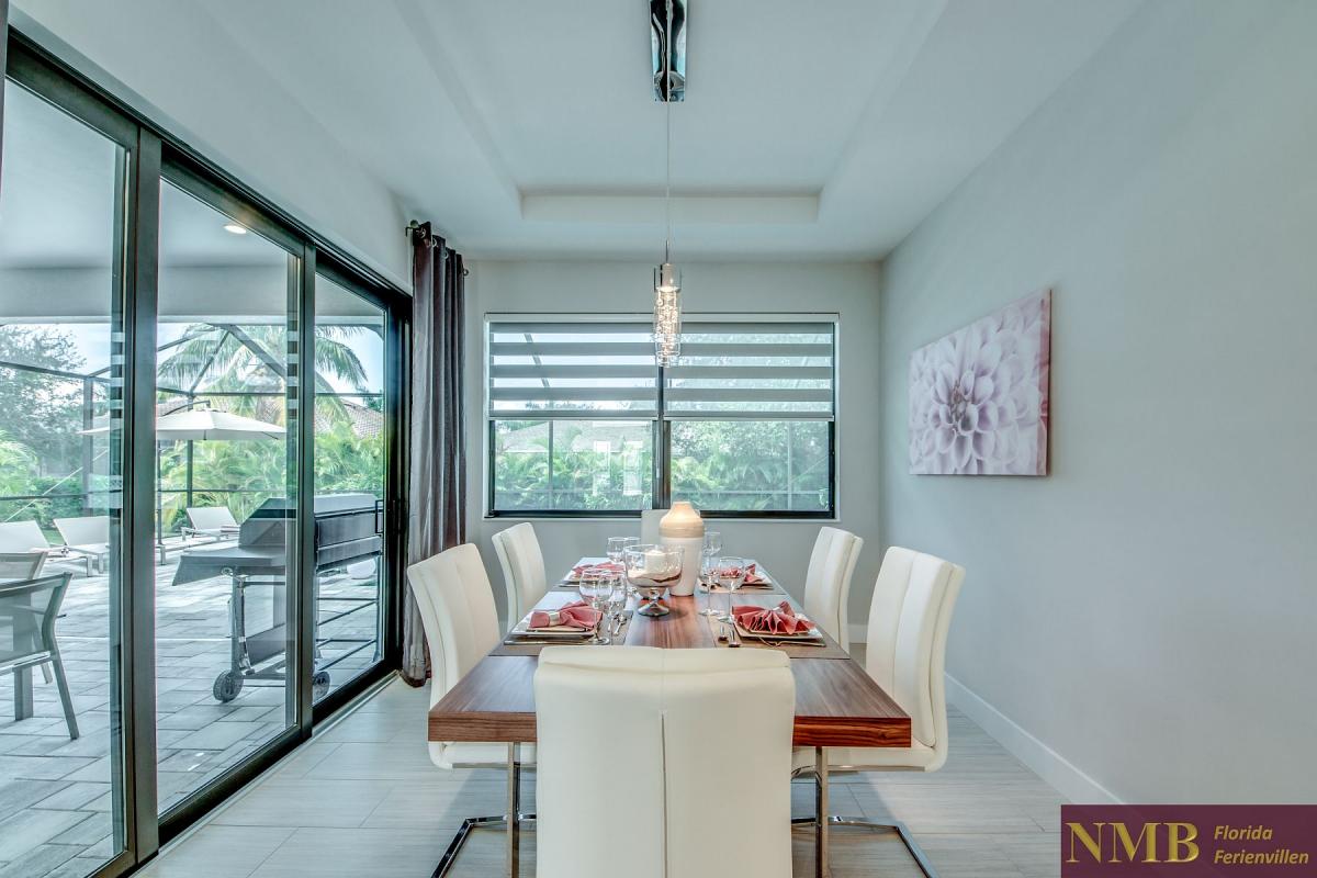 Ferienhaus-Cape-Supreme_Dining_01
