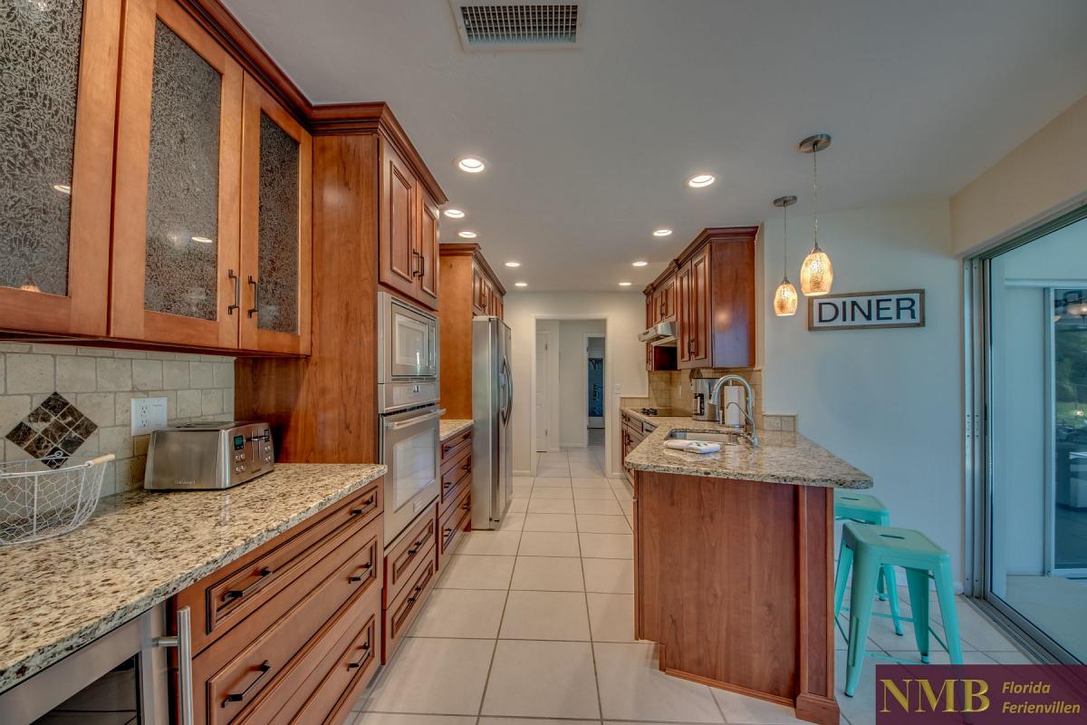 Ferienhaus-Cape-Coral-Cozy-Island_23-Kitchen