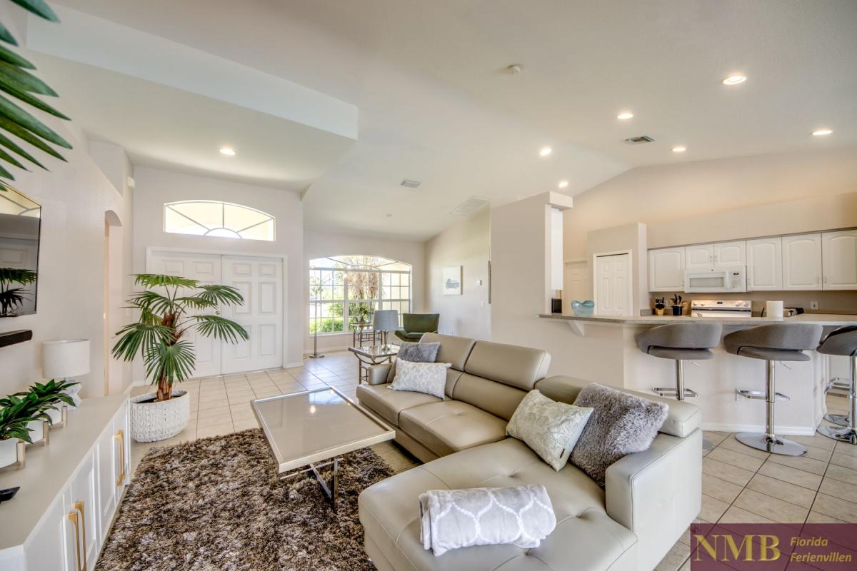 Ferienhaus-Cape-Coral-Villa-Lifetime_15-Family-Room