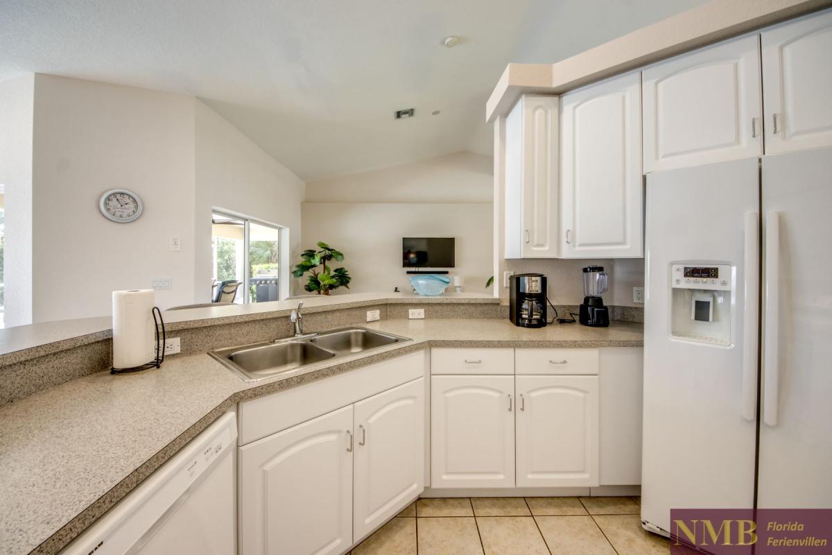 Ferienhaus-Cape-Coral-Villa-Lifetime_31-Kitchen