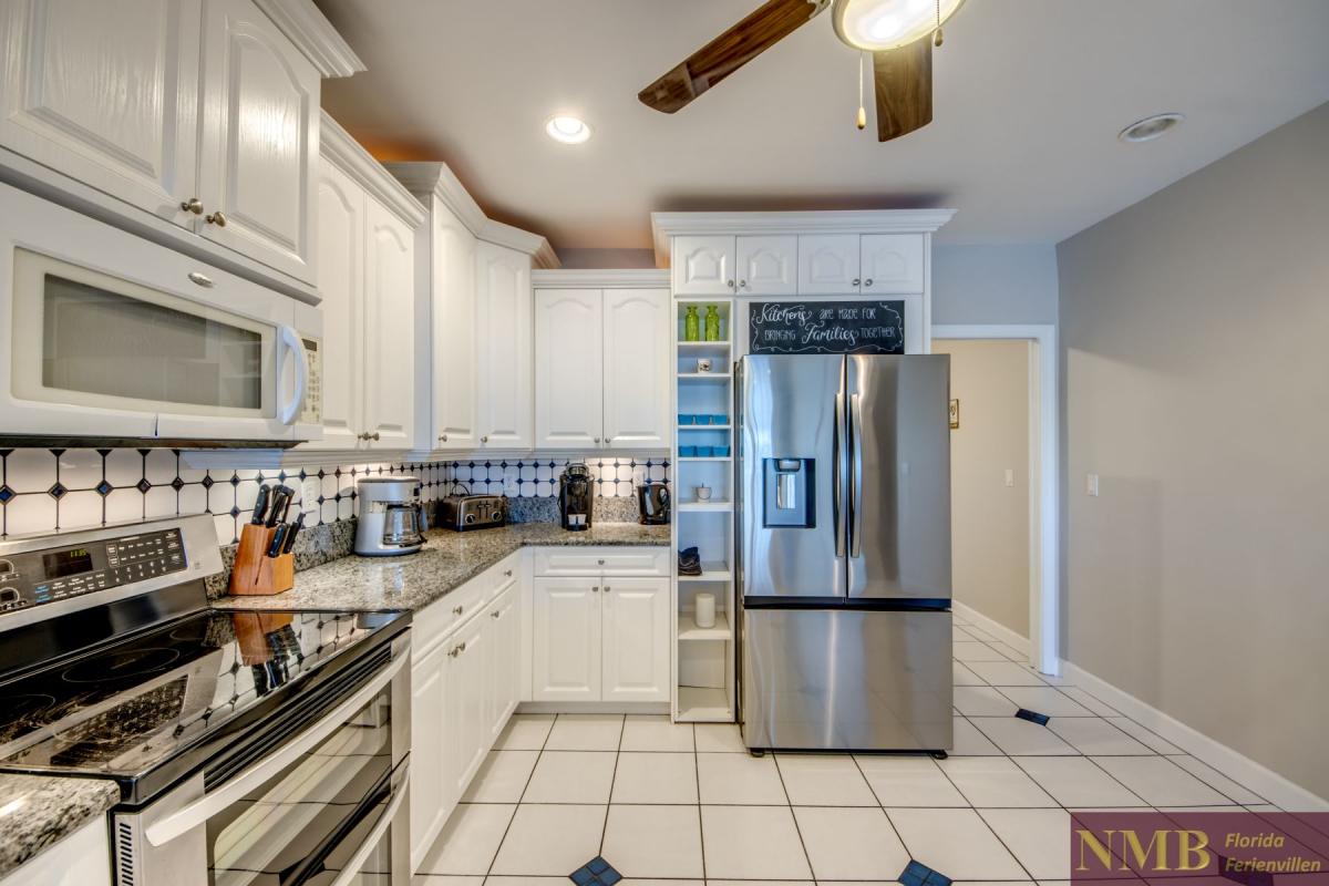 Ferienhaus-Cape-Coral-Blue-Diamond_27-Kitchen