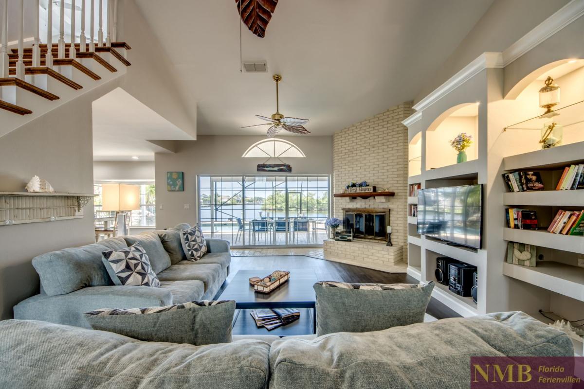 Ferienhaus-Cape-Coral-Blue-Diamond_8-Family-Room