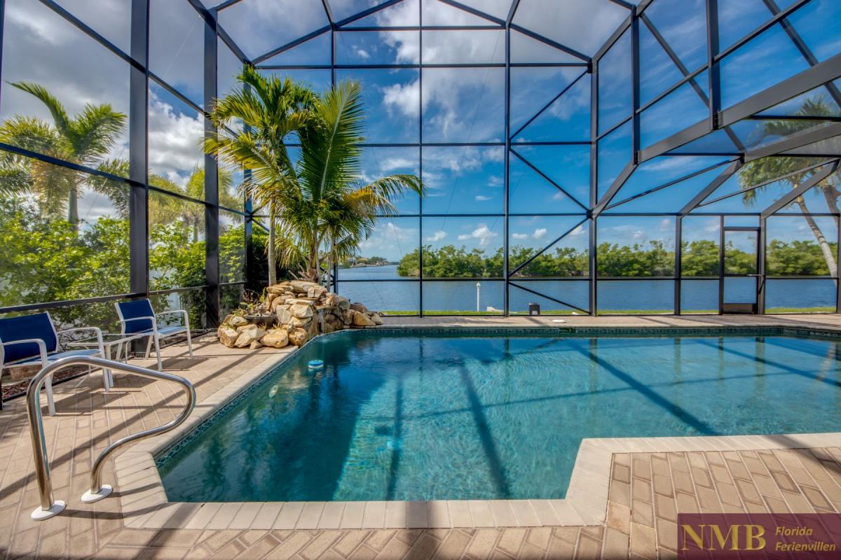 Ferienhaus-Cape-Coral-Blue-Diamond_80-Pool