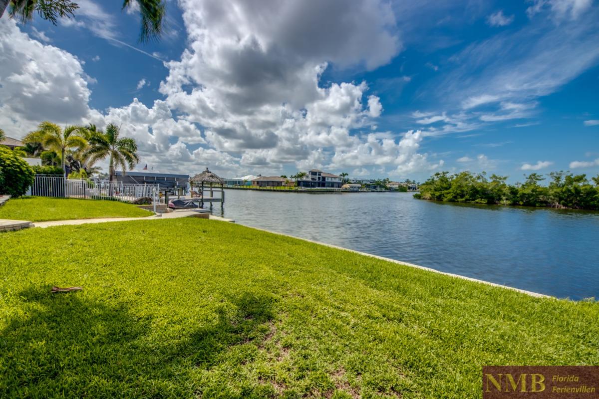 Ferienhaus-Cape-Coral-Blue-Diamond_89-Backyard