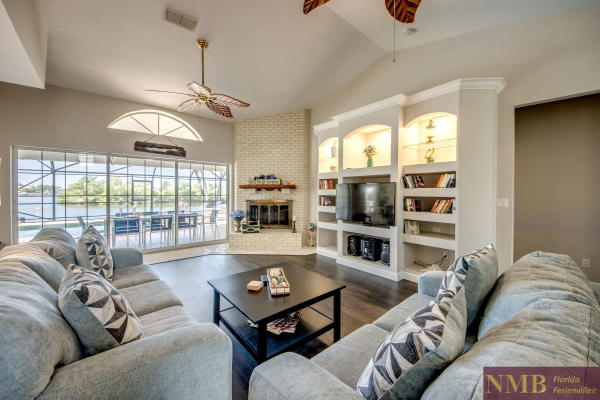 Ferienhaus-Cape-Coral-Blue-Diamond_9-Family-Room