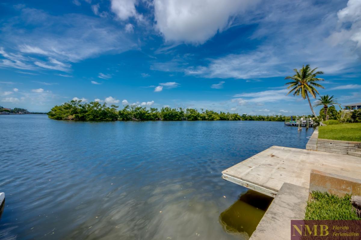 Ferienhaus-Cape-Coral-Blue-Diamond_98-View
