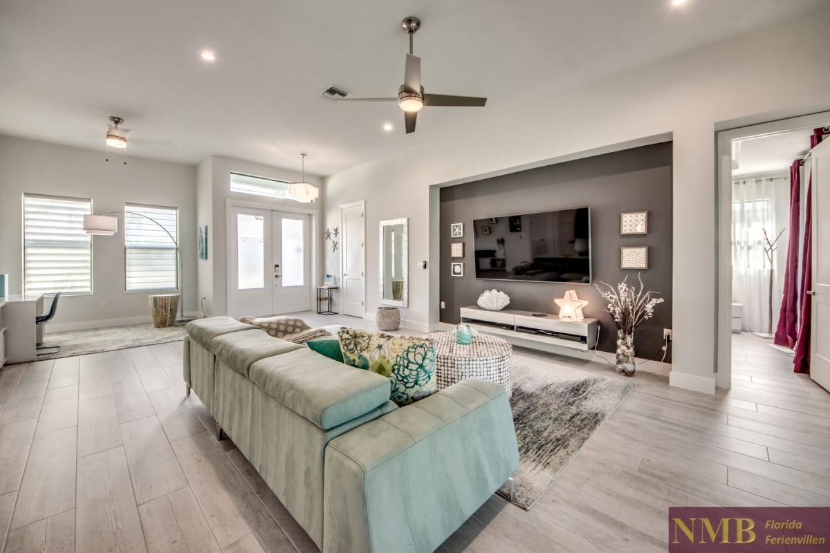 Ferienhaus-Cape-Coral-White-Shell_10-Family-Room