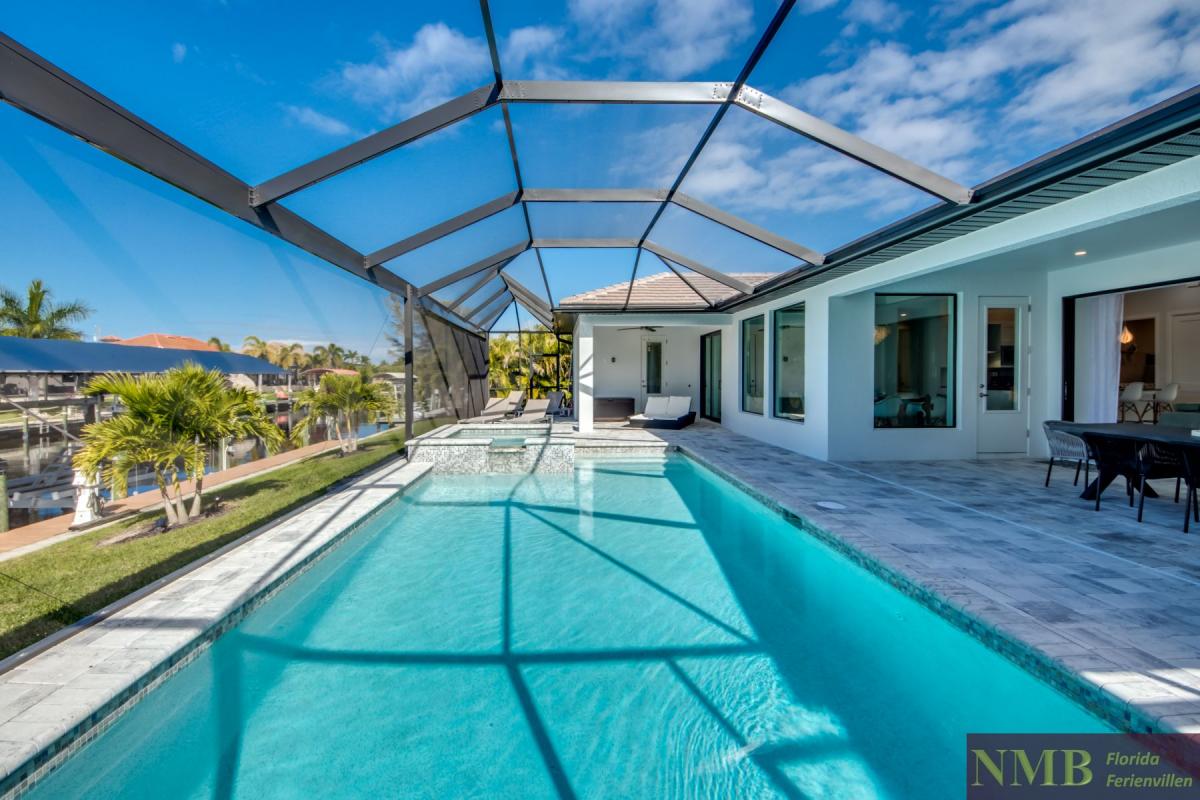 Ferienhaus-Cape-Coral-White-Shell_63-Pool