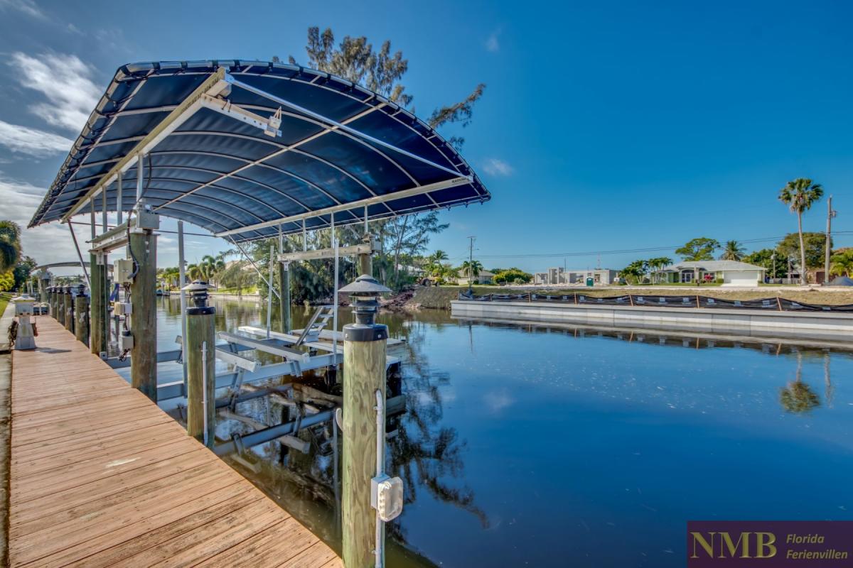 Ferienhaus-Cape-Coral-White-Shell_77-Dock-Boat-House