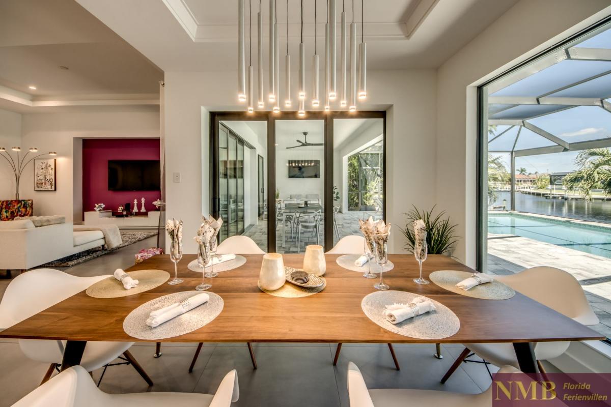 Ferienhaus-Cape-Coral-Pink-Lemonade_25-Dining