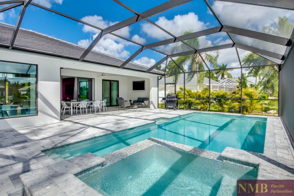 Ferienhaus-Cape-Coral-Pink-Lemonade_60-Pool