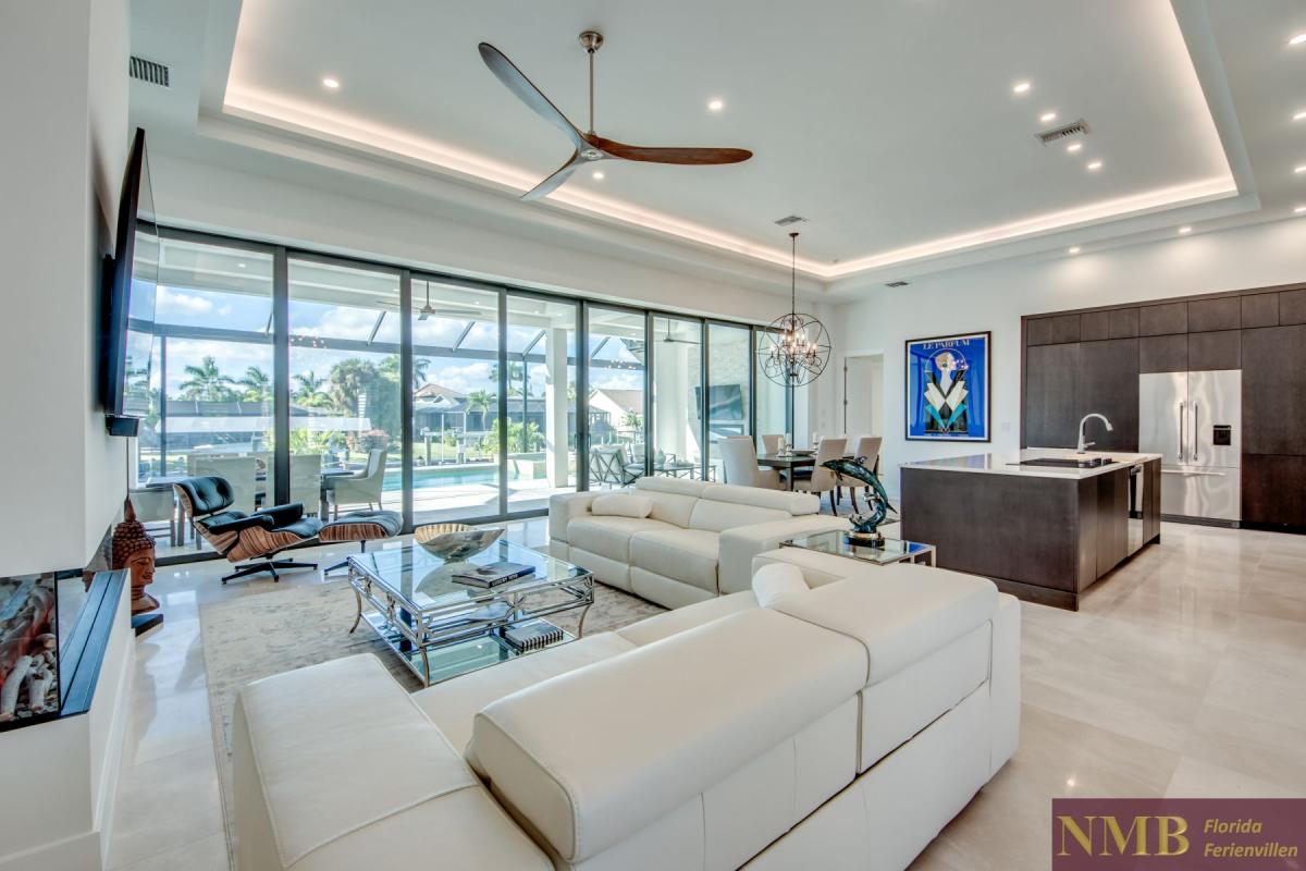 Ferienhaus-Cape-Coral-Madison-Garden_10-Family-Room