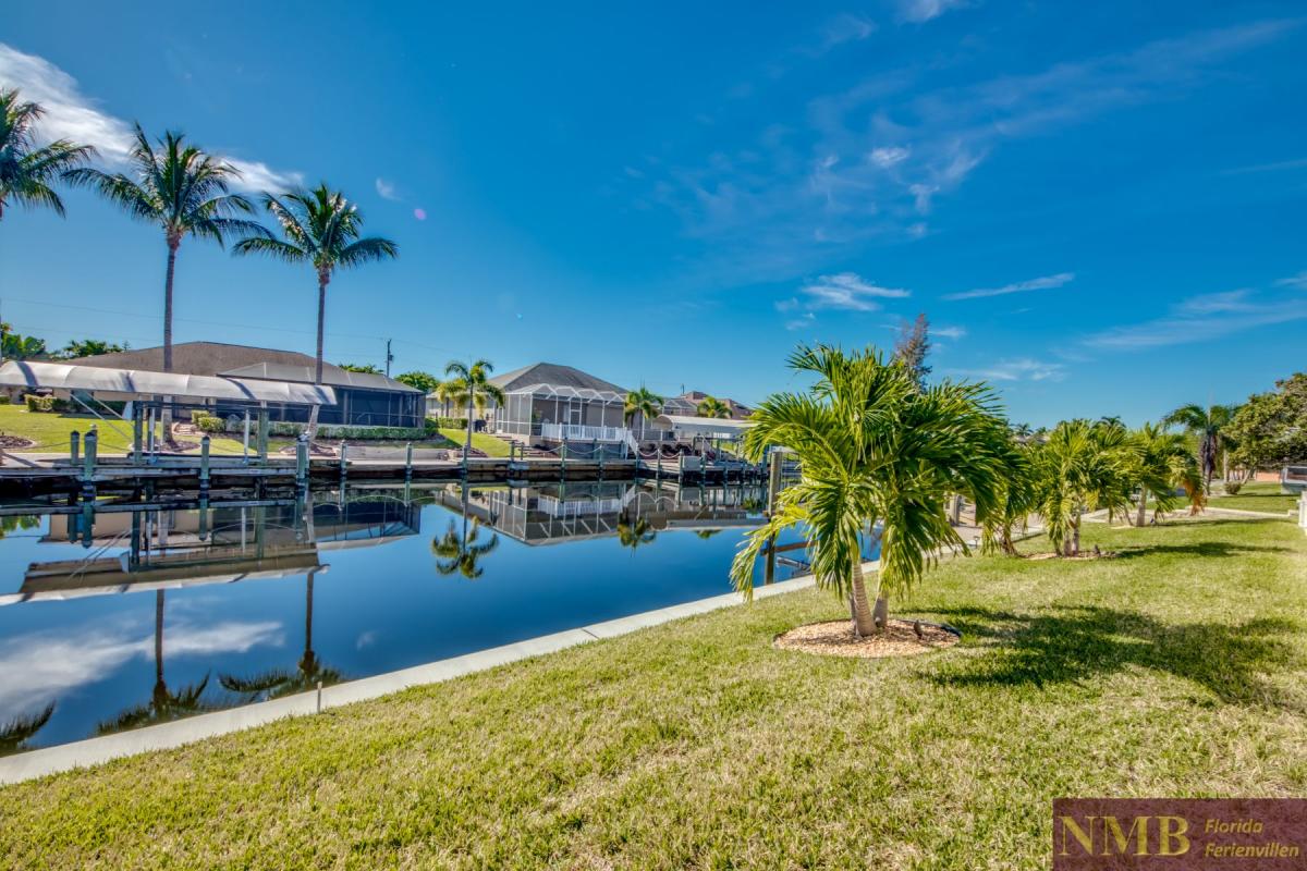 Ferienhaus-Cape-Coral-Genesis_77-Backyard