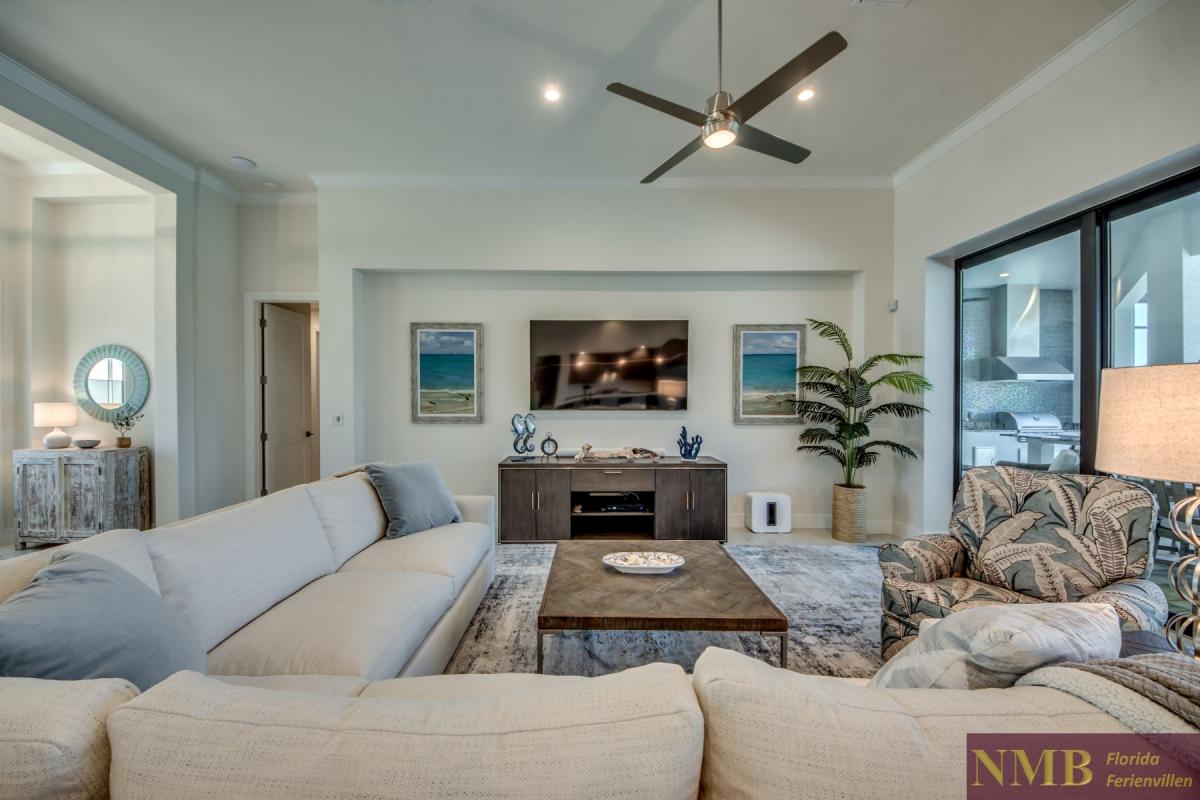 Ferienhaus-Cape-Coral-Ruby-Sunset_12-Family-Room