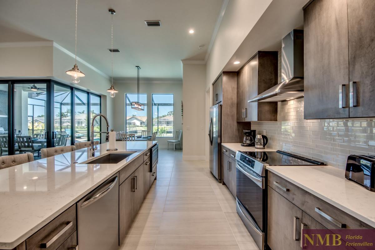 Ferienhaus-Cape-Coral-Ruby-Sunset_35-Kitchen