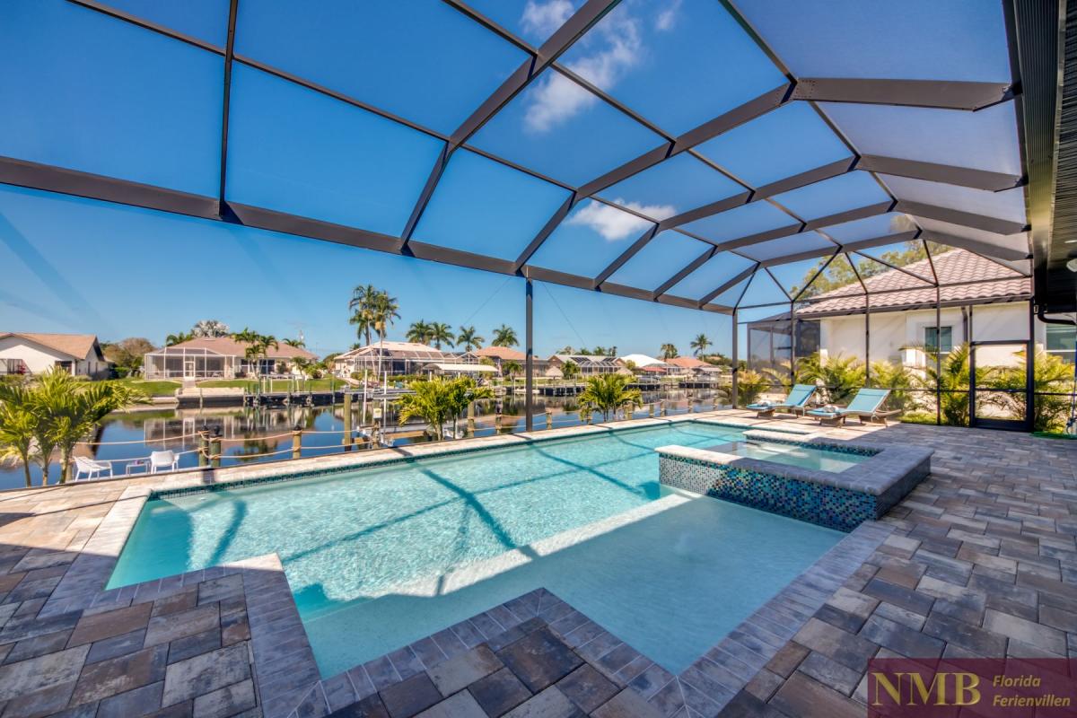 Ferienhaus-Cape-Coral-Ruby-Sunset_69-Pool-Hot-Tub